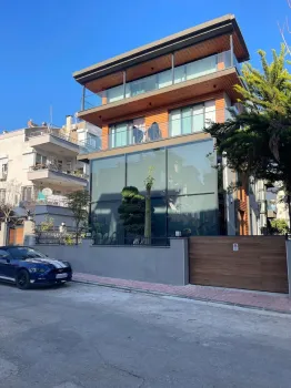 Ultra-luxury detached ten bedroom villa in Konyaalti